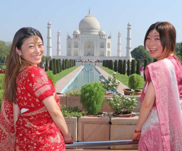 Taj & Fort Royal Escape – Agra Same Day Tour